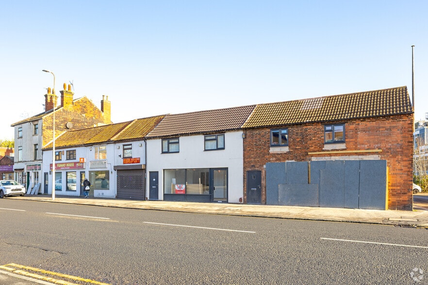 77-83 London Rd, Grantham for lease - Building Photo - Image 2 of 2