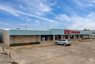 More details for 702 Dixie Dr, Clute, TX - Retail for Sale