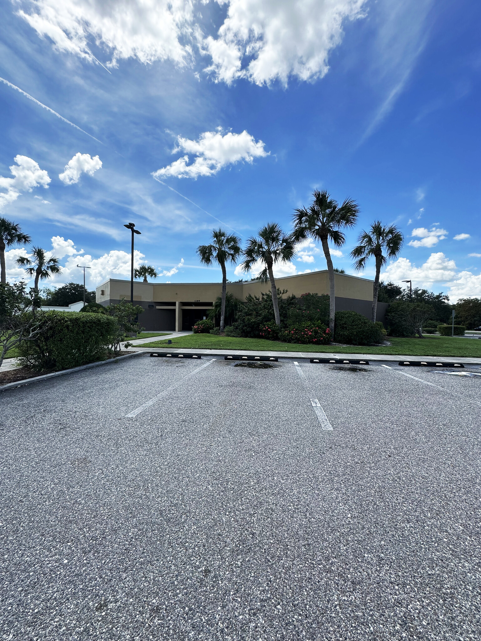 1199 N Beneva Rd, Sarasota, FL for sale Primary Photo- Image 1 of 6