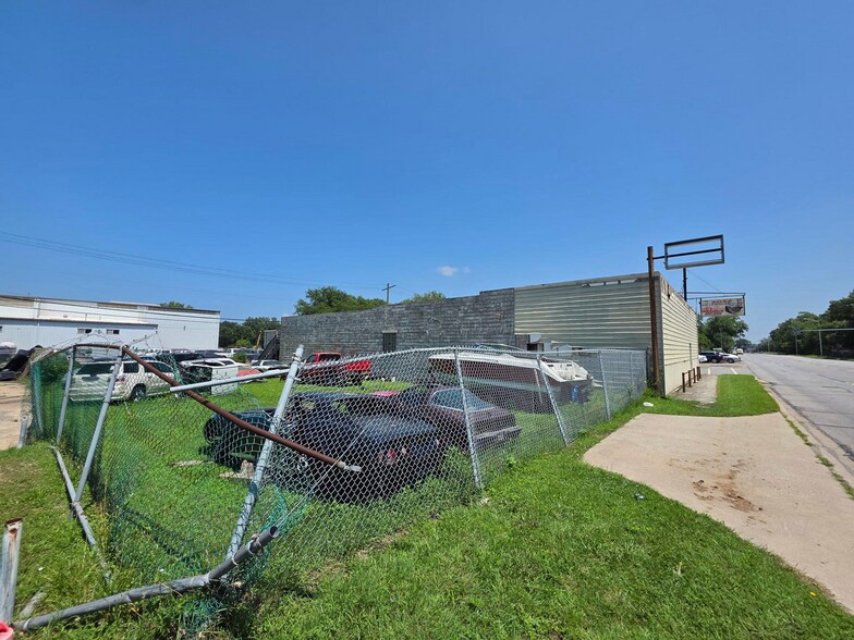 2400 W Ridge Rd, Gary, IN for sale - Building Photo - Image 3 of 19