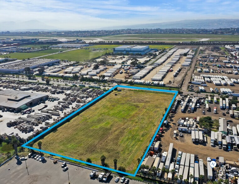 7280 Siempre Viva Rd, San Diego, CA à vendre - Photo du bâtiment - Image 2 de 7