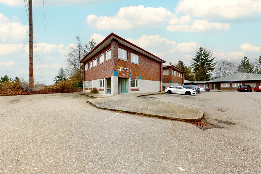 1760 Barnes Blvd SW, Olympia, WA à louer - Photo du bâtiment - Image 2 de 8