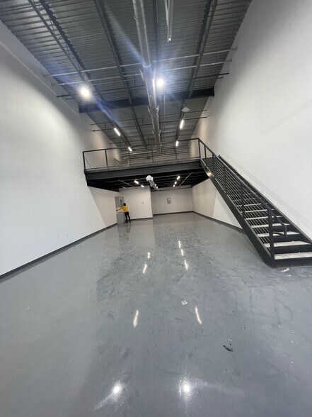 2601 State Highway 121, Lewisville, TX à vendre - Photo intérieure - Image 2 de 31