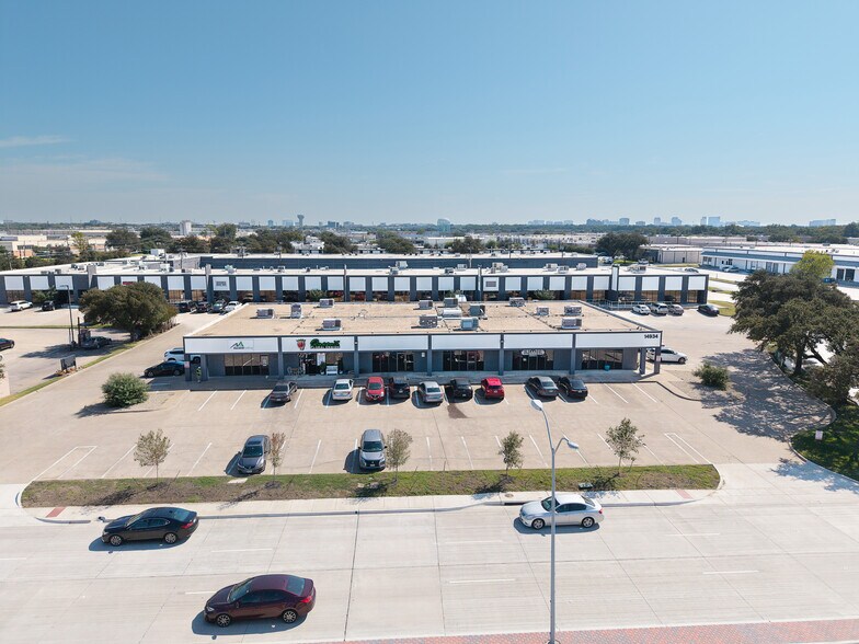 14934 Webb Chapel Rd, Farmers Branch, TX à vendre - Photo du bâtiment - Image 1 de 15
