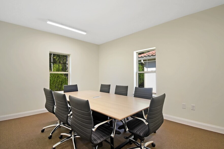 270 Land Grant St, Saint Augustine, FL à louer - Photo du bâtiment - Image 3 de 7