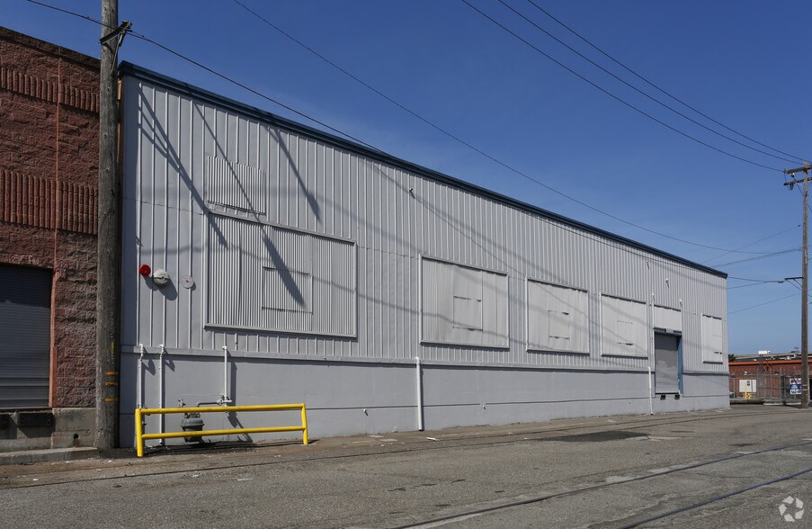 2500 Campbell St, Oakland, CA à louer - Photo du bâtiment - Image 3 de 9