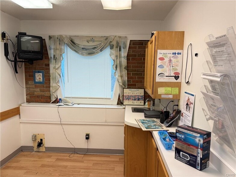 140 Eastern Blvd, Watertown, NY for sale - Building Photo - Image 3 of 14