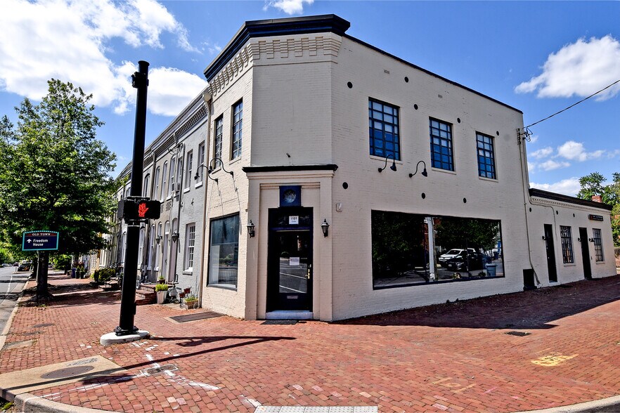 1101 Duke St, Alexandria, VA à louer - Photo du bâtiment - Image 2 de 9