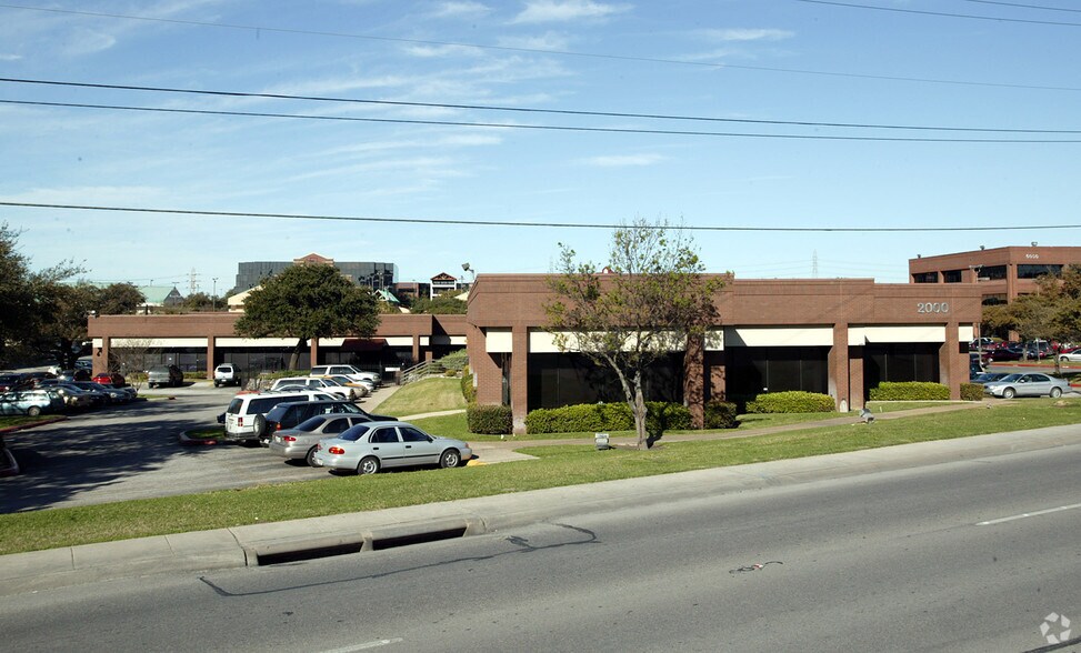 11330 W Interstate 10, San Antonio, TX à louer - Photo du bâtiment - Image 1 de 2