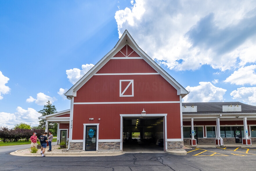3103 Il Route 176, Crystal Lake, IL for sale - Building Photo - Image 2 of 5