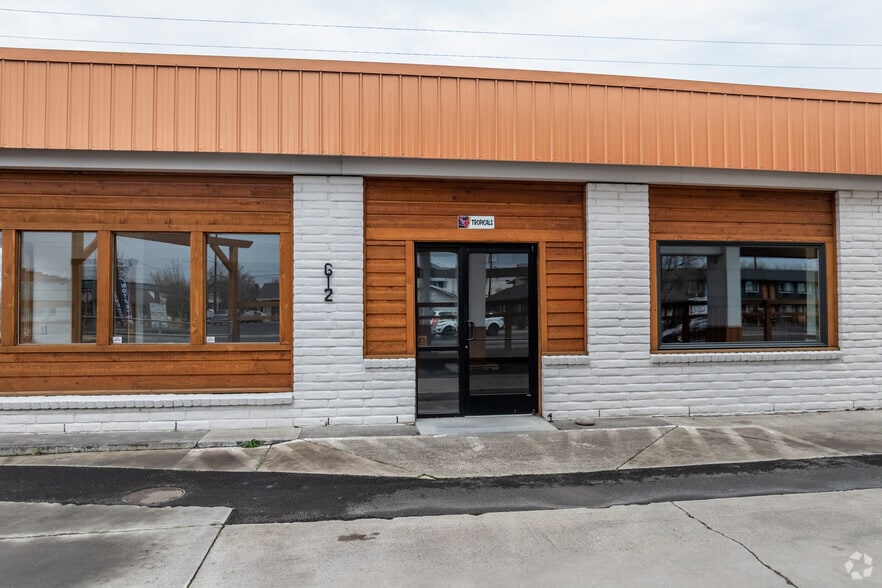 612 SW 5th St, Redmond, OR for lease - Building Photo - Image 3 of 4