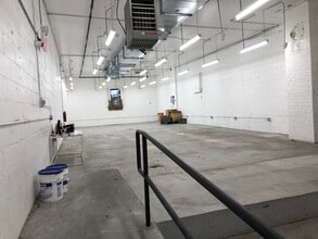 275 S 2nd St, Brooklyn, NY for lease Interior Photo- Image 2 of 2