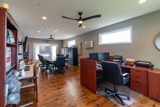 1514 Caulks Hill Rd, Saint Charles, MO à louer Photo intérieure- Image 1 de 3