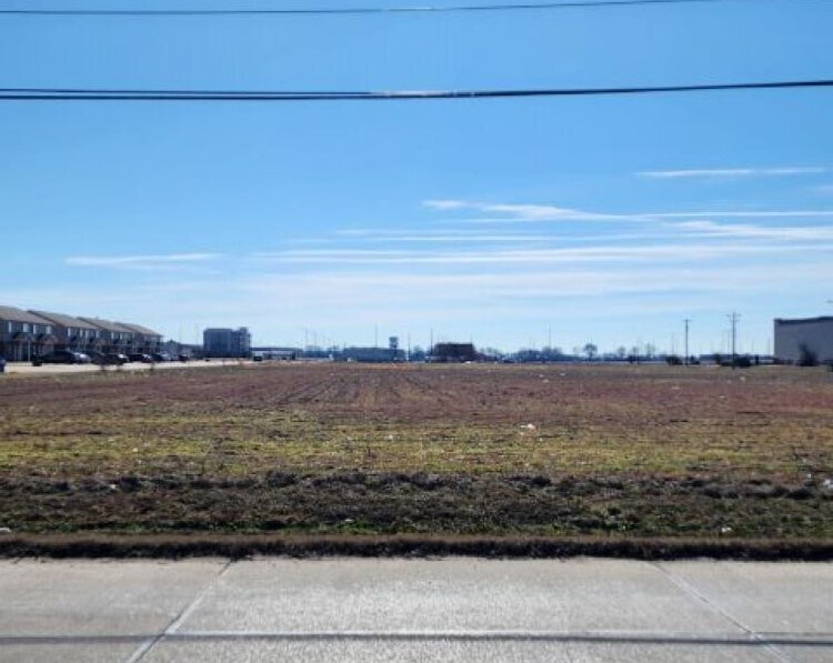 109 Stallcup dr, Sikeston, MO for sale Primary Photo- Image 1 of 3