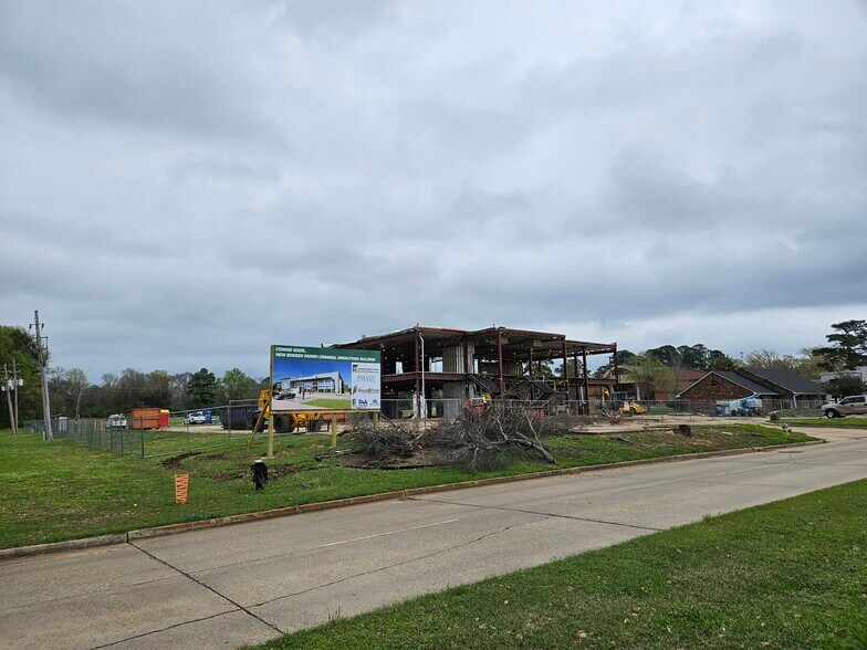 115 Courthouse Drive, Benton, LA à vendre - Photo principale - Image 2 de 5