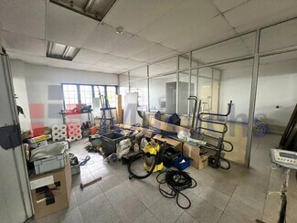 Plus de détails pour Industriel à louer