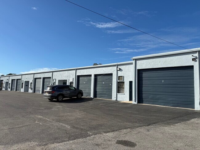 More details for 1660 Tilley Ave, Clearwater, FL - Industrial for Lease