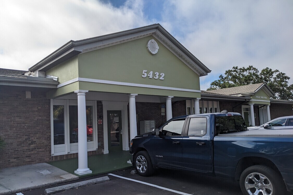5432 Bee Ridge Rd, Sarasota, FL à vendre Photo du bâtiment- Image 1 de 8