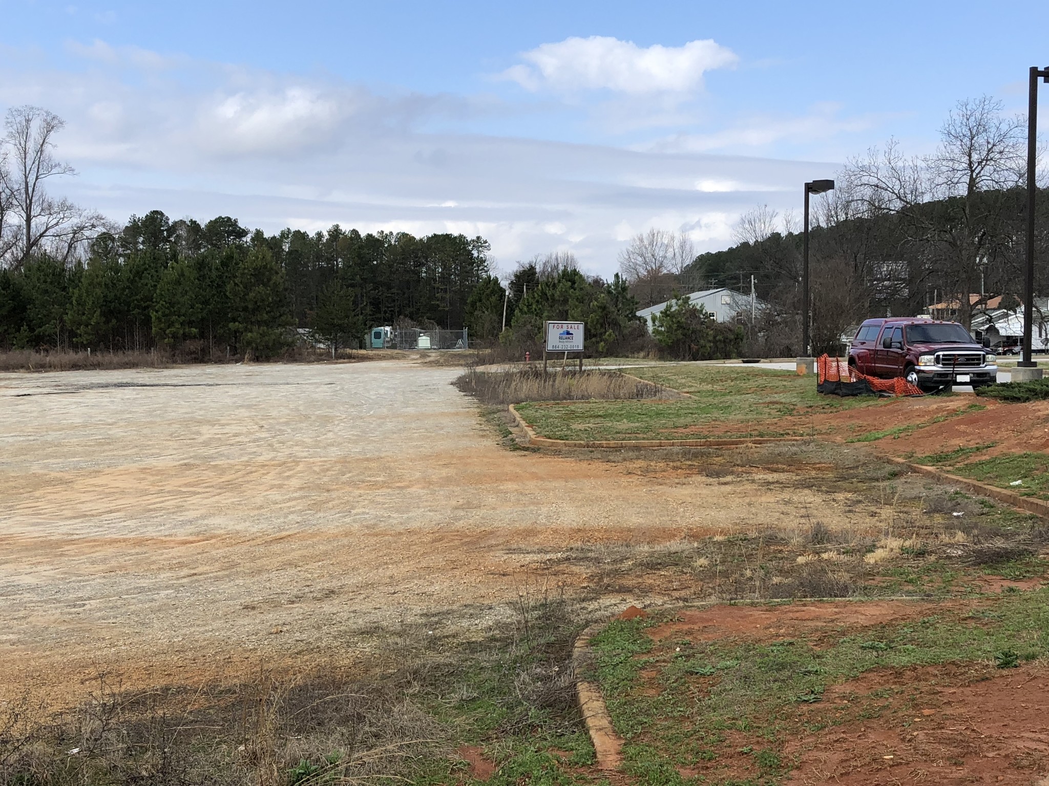 Bountyland Rd, Seneca, SC for sale Building Photo- Image 1 of 8