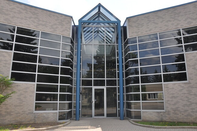 More details for 17 Auriga Dr, Ottawa, ON - Office for Lease