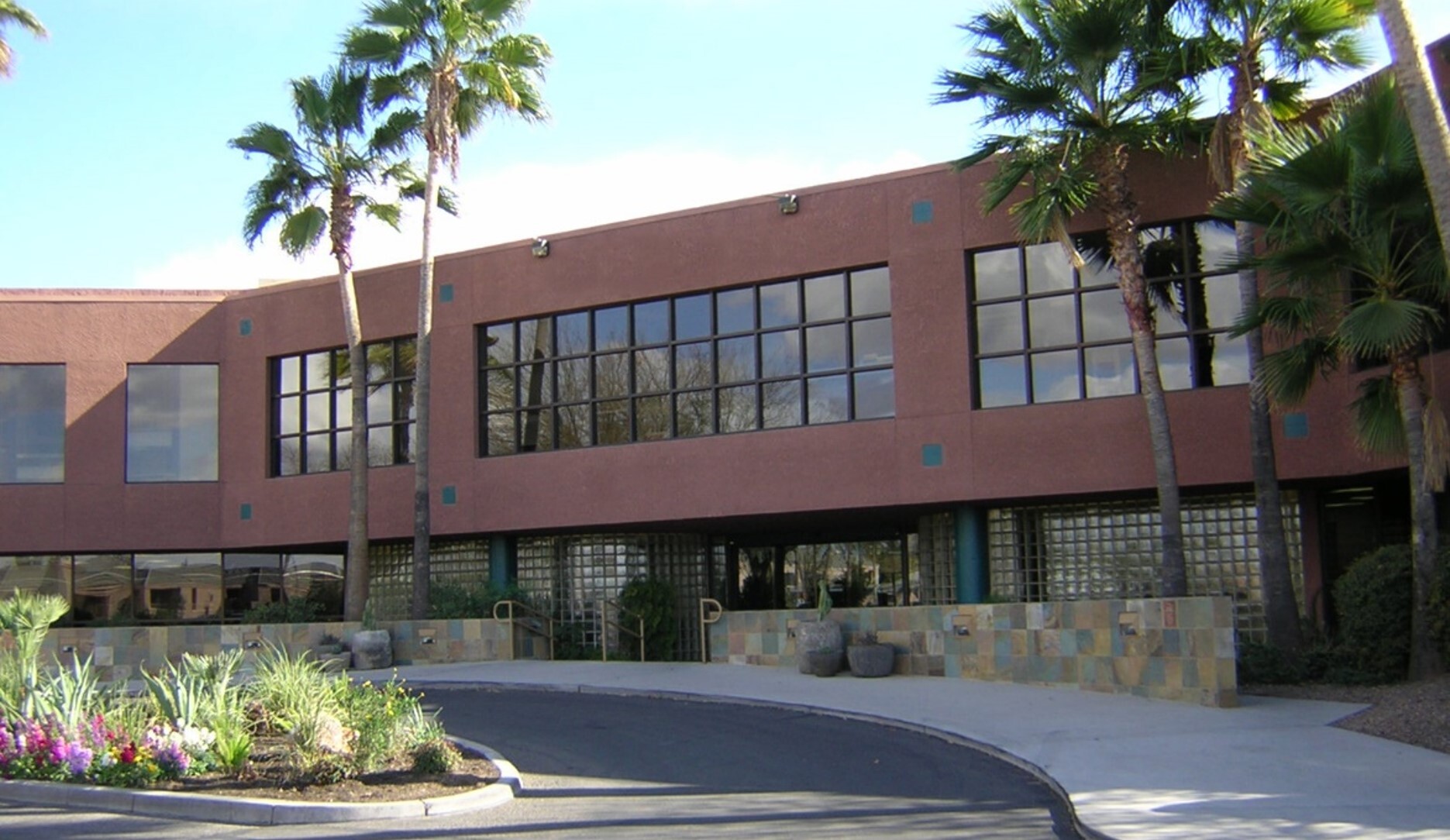 3275 W Ina Rd, Tucson, AZ for lease Building Photo- Image 1 of 2