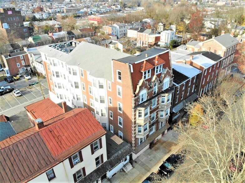 611 Swede St, Norristown, PA à vendre - Photo du bâtiment - Image 3 de 20