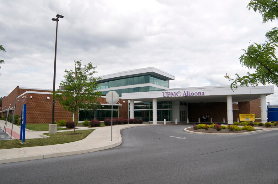 1600 9th Ave, Altoona, PA à louer - Photo du bâtiment - Image 2 de 5