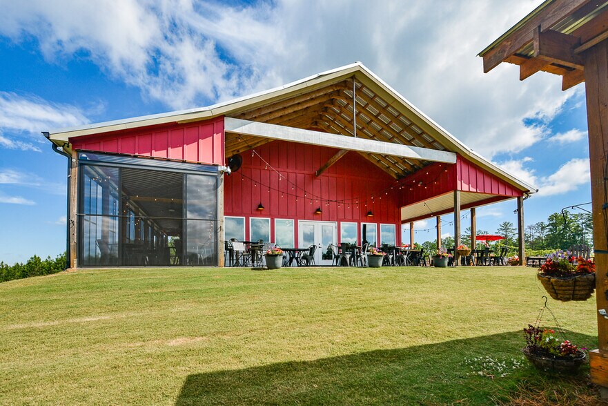 119 Inland Dr, Talking Rock, GA à vendre - Photo du bâtiment - Image 2 de 16