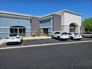 2940 W Horizon Ridge Pky, Henderson, NV for lease Building Photo- Image 1 of 6