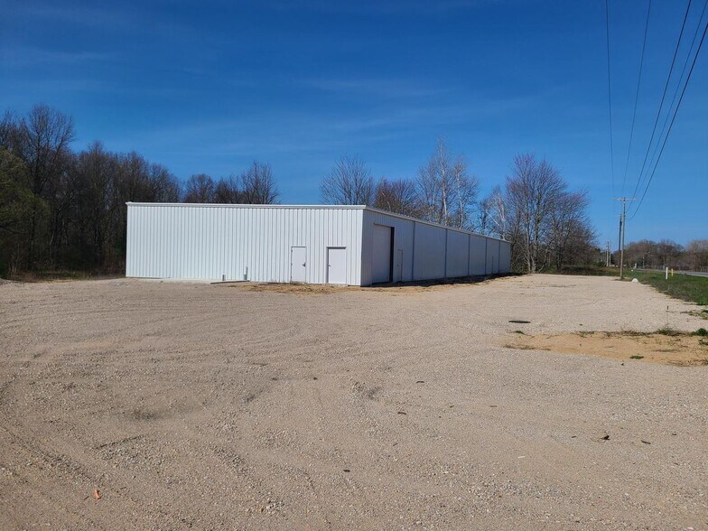 3009 E Laketon Ave, Muskegon, MI for sale - Building Photo - Image 2 of 7