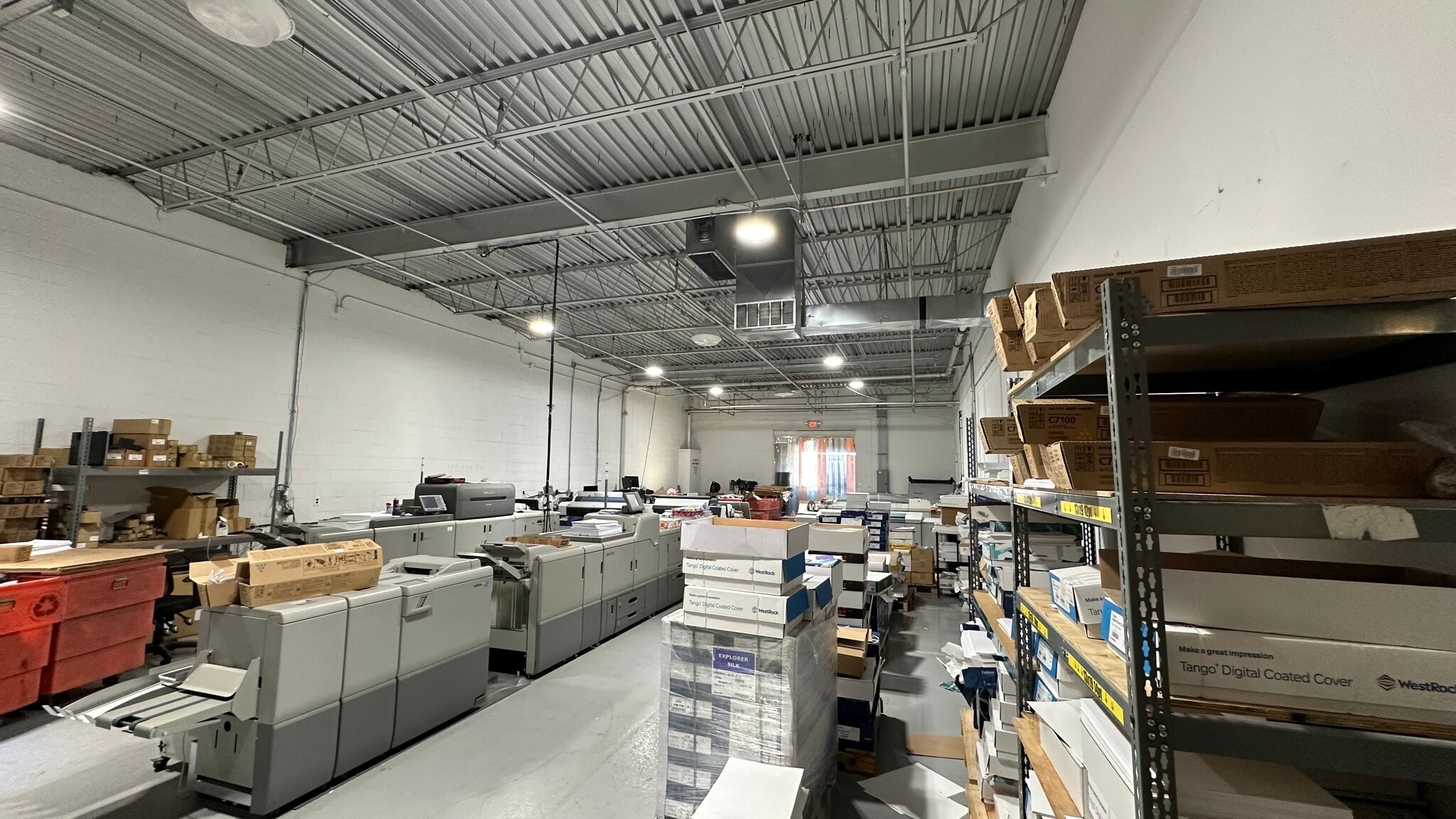 7040 Colonial Hwy, Pennsauken, NJ for lease Interior Photo- Image 1 of 10