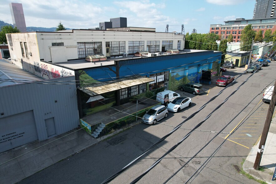 223 SE 3rd Ave, Portland, OR à vendre - Photo du bâtiment - Image 3 de 16