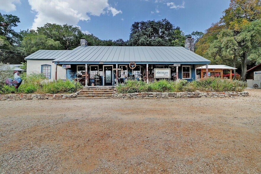 5481 FM 1102, New Braunfels, TX à vendre - Photo du bâtiment - Image 3 de 14