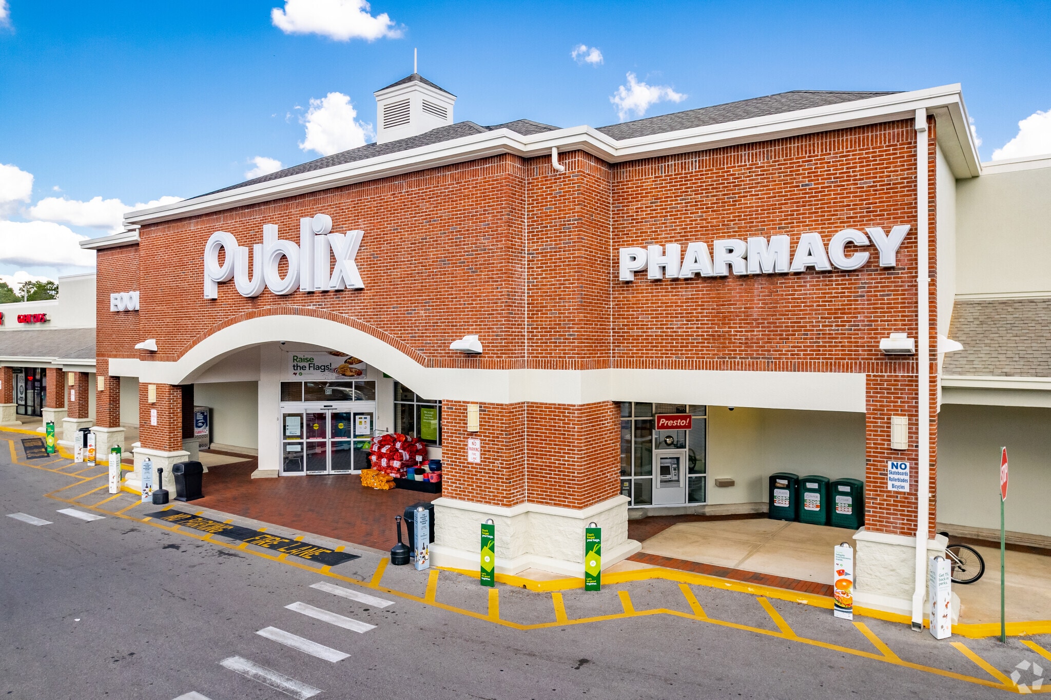 19211-19247 N Dale Mabry Hwy, Lutz, FL for lease Primary Photo- Image 1 of 12