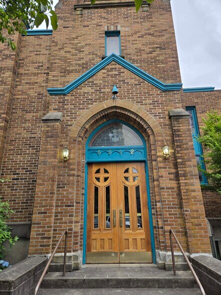 5512 SE 73rd Ave, Portland, OR à vendre - Photo du bâtiment - Image 3 de 9