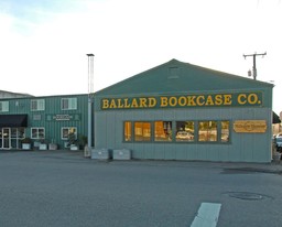 Ballard Bookcase Building - Entrepôt