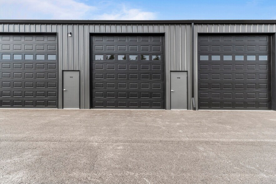 4002 Boyer rd, Sandpoint, ID à vendre - Photo du bâtiment - Image 2 de 30