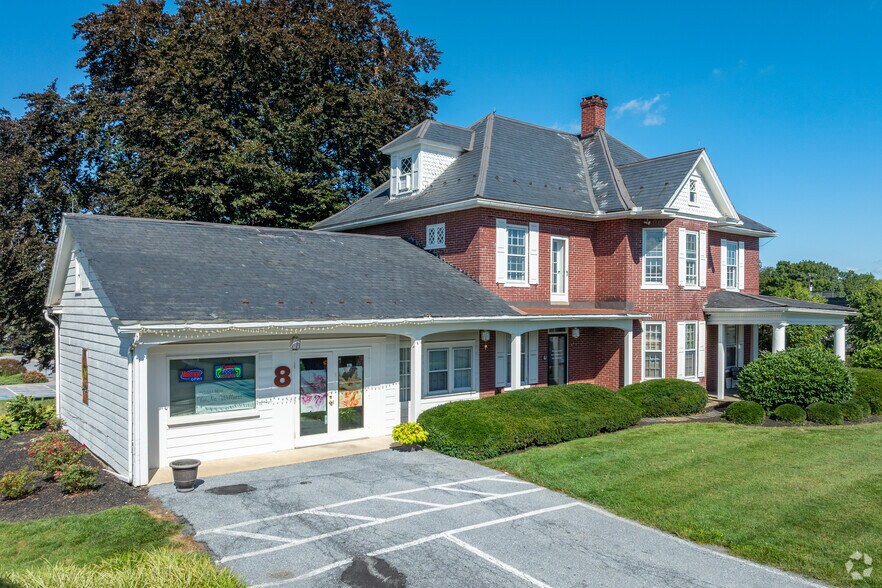 780 Eden Rd, Lancaster, PA à louer - Photo principale - Image 2 de 9