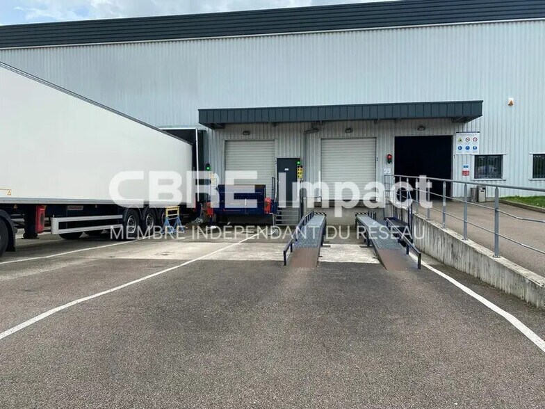 14 Rue De L'Ingenieur Bertin, Longvic for lease - Building Photo - Image 3 of 11