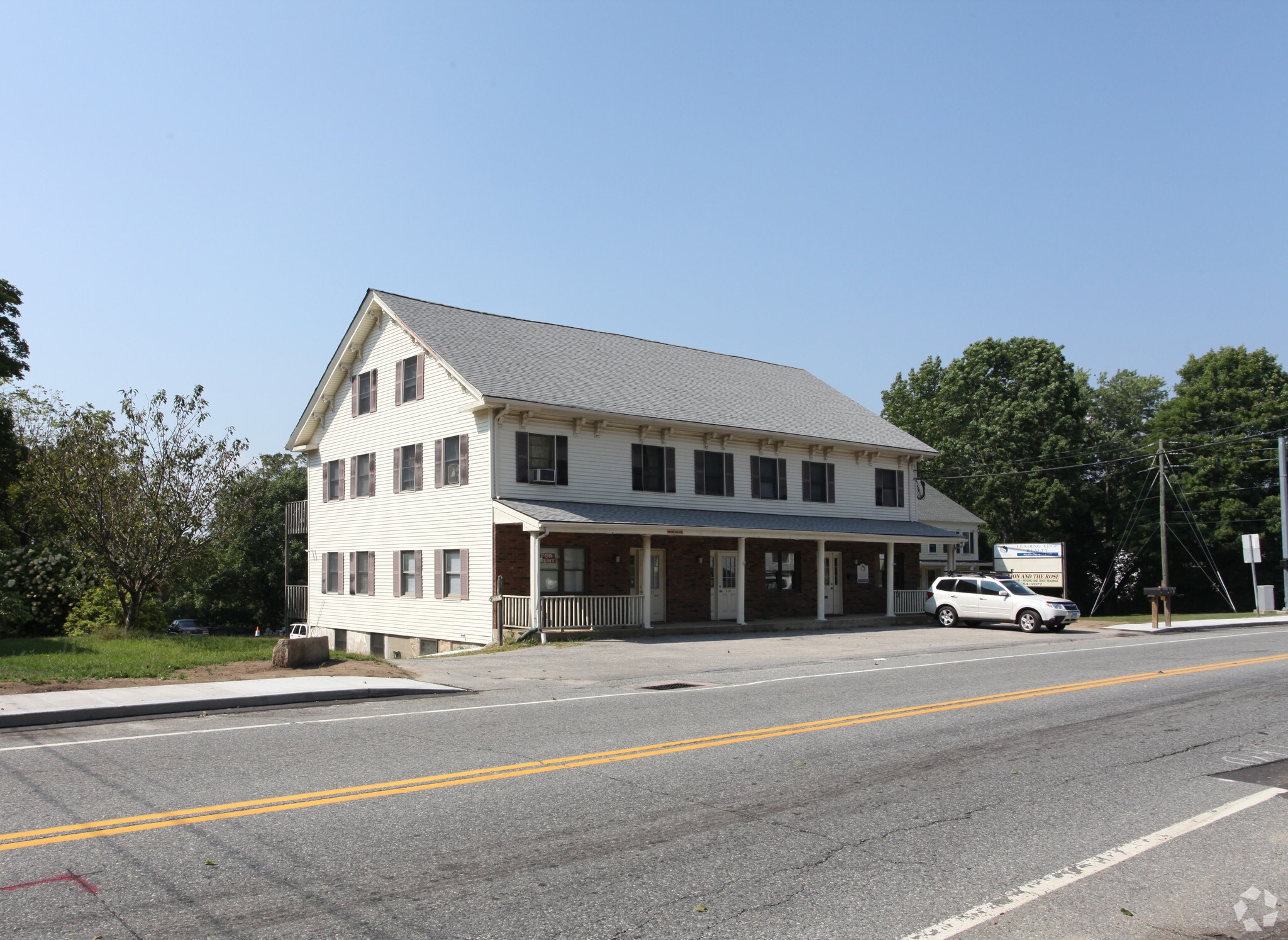 505-511 Norwich Rd, Plainfield, CT for lease Primary Photo- Image 1 of 8