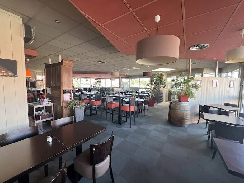 Commerce de détail dans Mérignac à vendre - Photo intérieure - Image 2 de 8