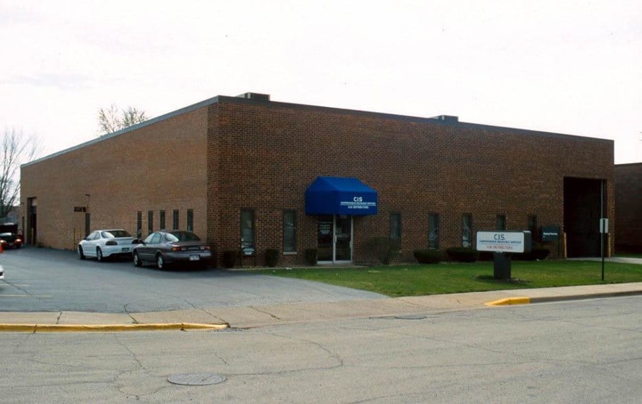 1700 W 16th St, Broadview, IL à vendre - Photo du bâtiment - Image 2 de 2