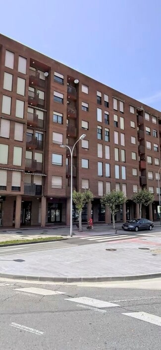 Plus de détails pour Commerce de détail à louer