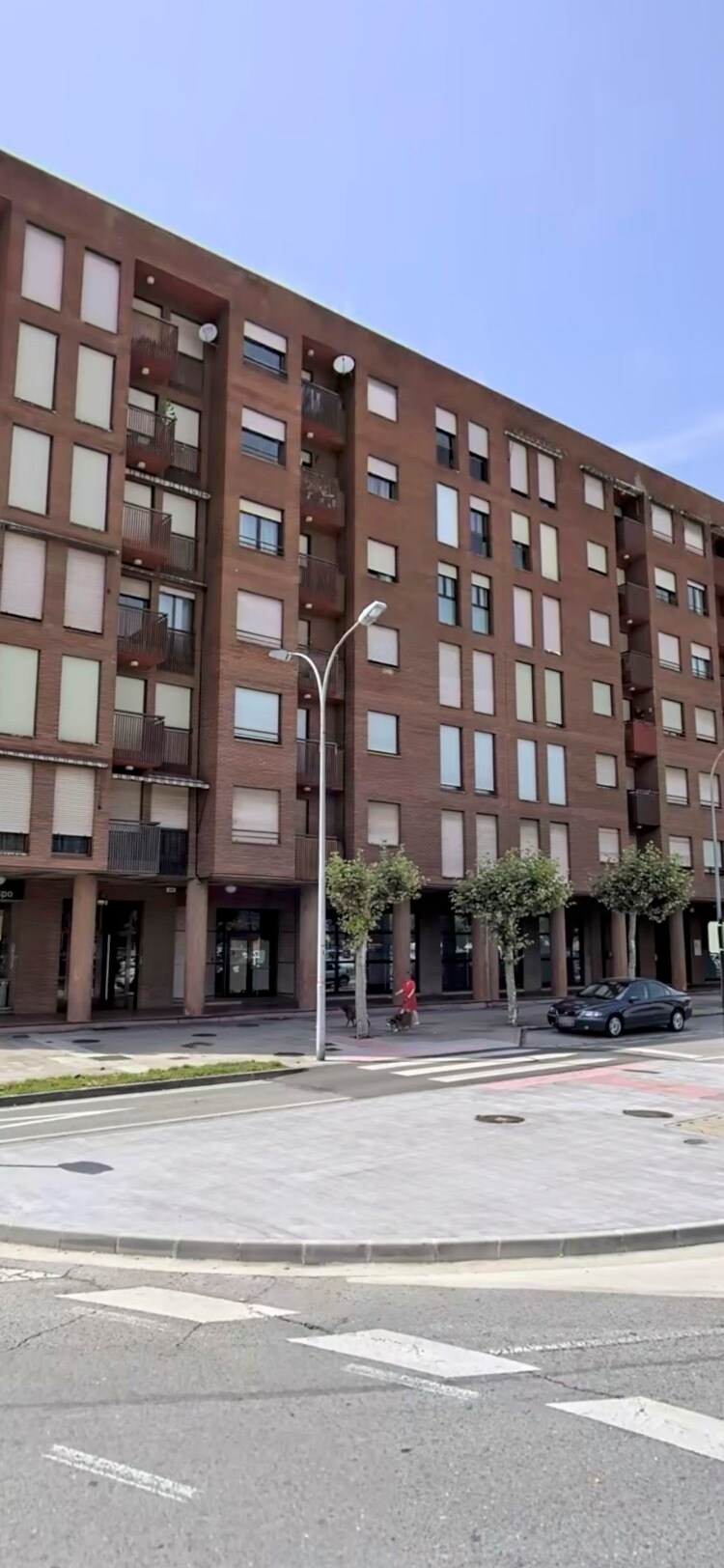 Retail in Ponferrada, León for lease Primary Photo- Image 1 of 3