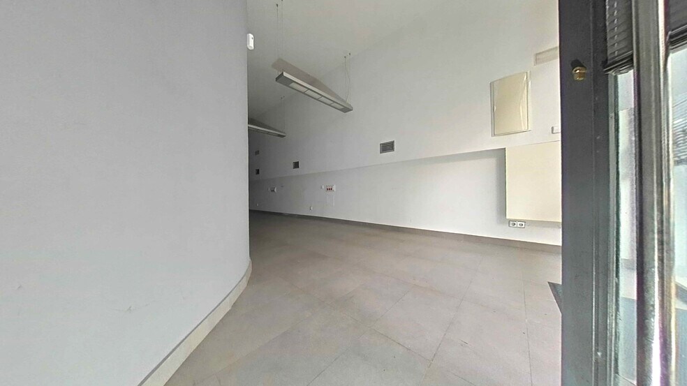 Calle del Padre Calatayud, Pamplona, Navarre à vendre - Photo du bâtiment - Image 2 de 41