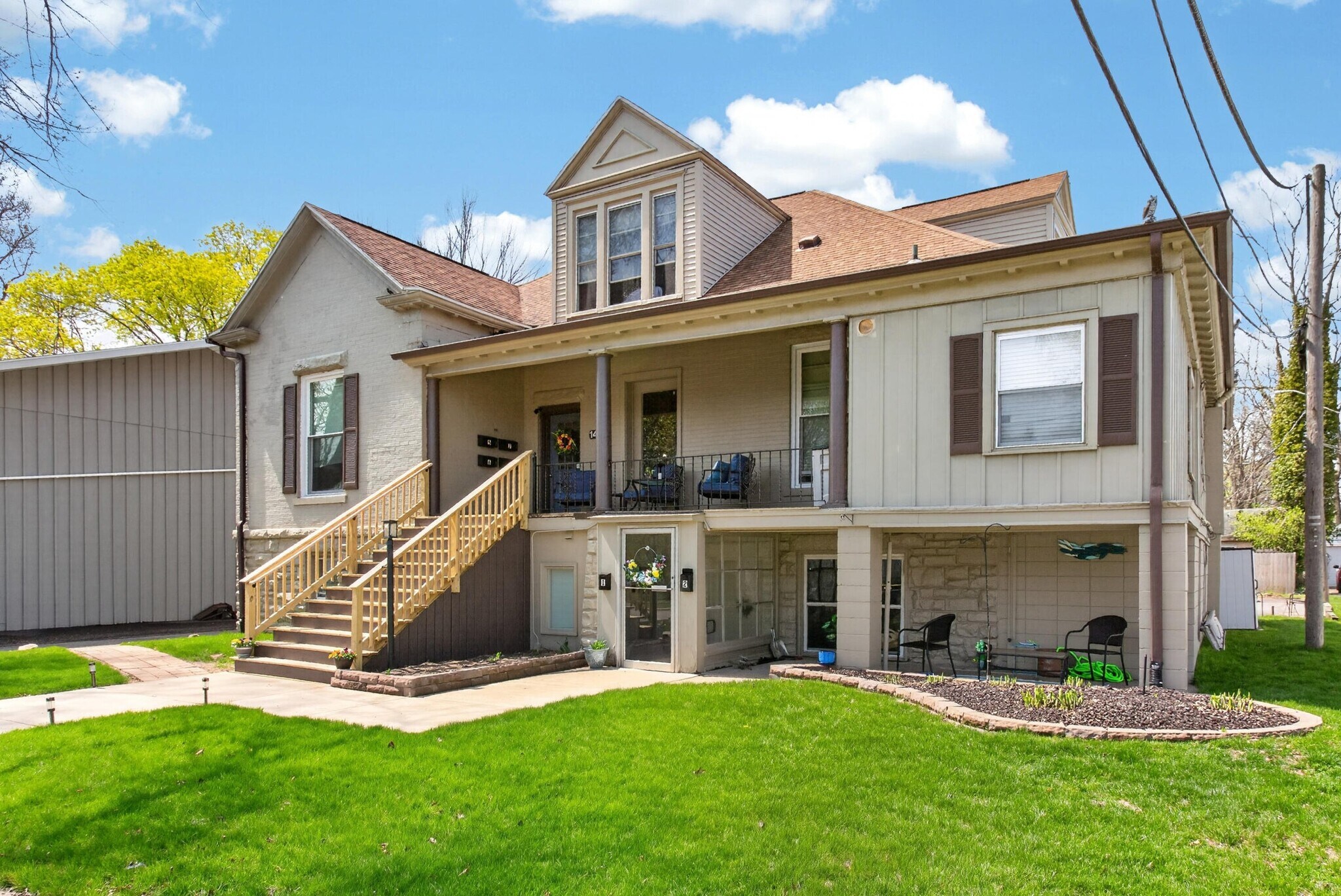 1430 S State St, Saint Joseph, MI à vendre Photo principale- Image 1 de 47