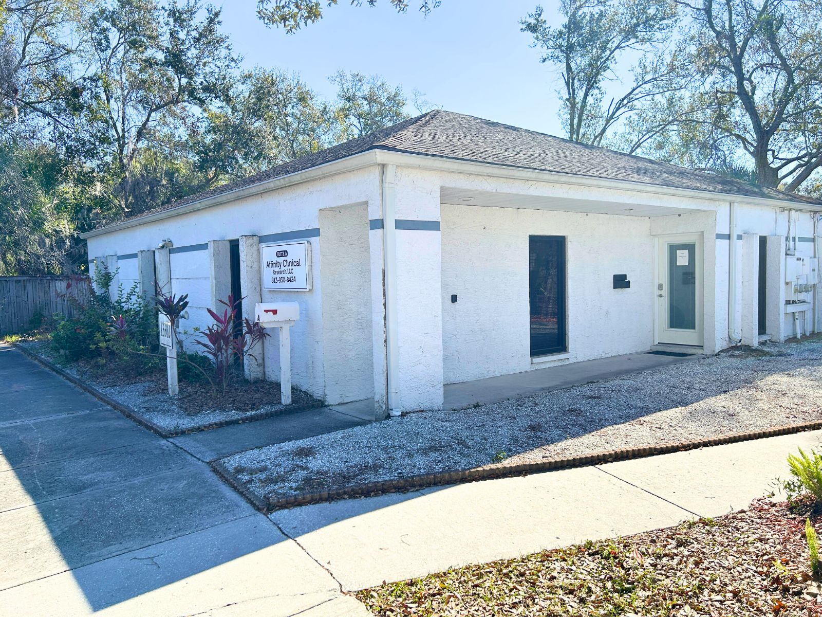 13302 Winding Oak Ct, Tampa, FL for sale Primary Photo- Image 1 of 12