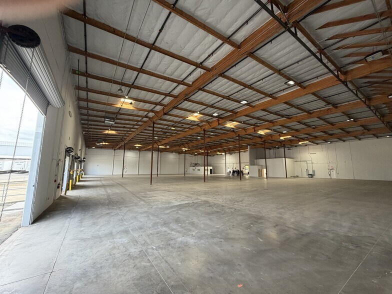 1501 Aviation Blvd, Lincoln, CA à louer - Photo du bâtiment - Image 3 de 8