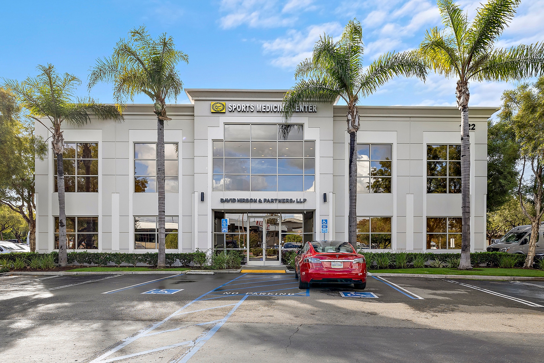 1122 Bristol St, Costa Mesa, CA for lease Primary Photo- Image 1 of 30