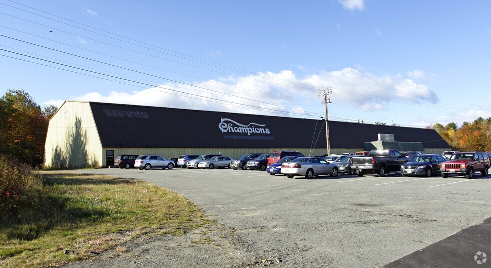 10-180 Elm Plz, Waterville, ME à louer - Photo du bâtiment - Image 2 de 23